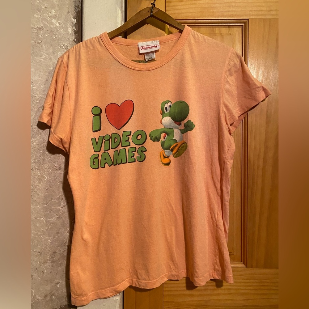 Love Video Games Nintendo Shirt
